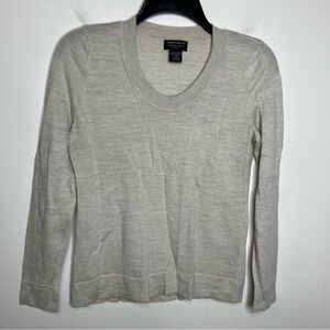 Lord & Taylor 100% merino wool sweater women’s‎ size large petite natural fibers